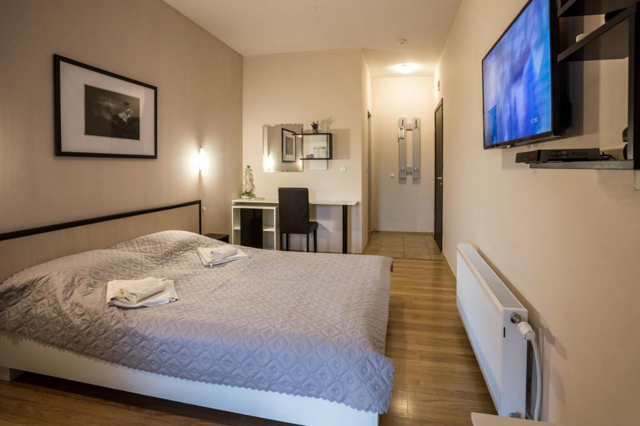 Hanovete Hotel Pliska Eksteriør bilde