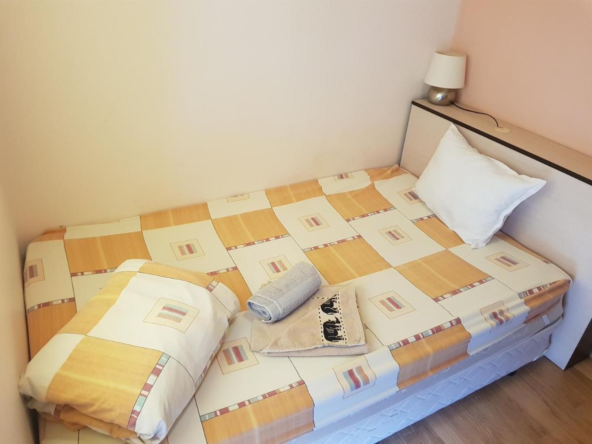 Hanovete Hotel Pliska Eksteriør bilde